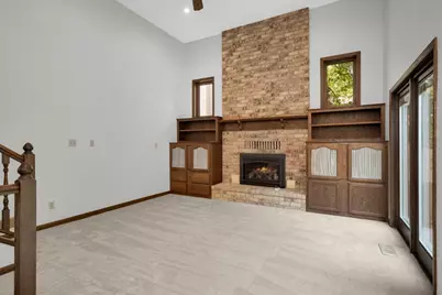 16760 N Manor Road, Eden Prairie, MN 55346 - Photo 3