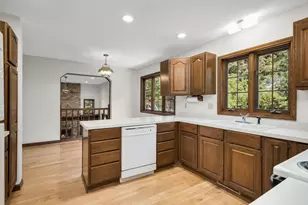 16760 N Manor Rd, Eden Prairie, MN 55346 - Photo 17