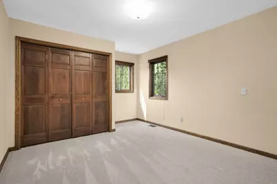 16760 N Manor Road, Eden Prairie, MN 55346 - Photo 31