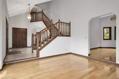16760 N Manor Road, Eden Prairie, MN 55346 - Photo 5
