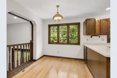 16760 N Manor Road, Eden Prairie, MN 55346 - Photo 7