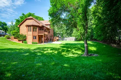 16760 N Manor Road, Eden Prairie, MN 55346 - Photo 37