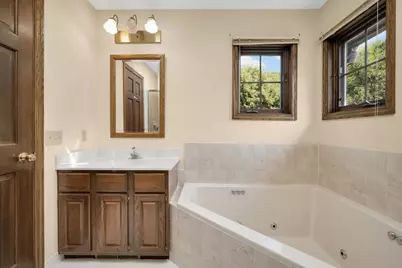 16760 N Manor Road, Eden Prairie, MN 55346 - Photo 19