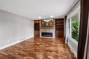 15869 Randall Ln, Minnetonka, MN 55345 - Photo 23
