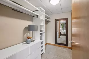 317 Groveland Ave, Minneapolis, MN 55403 - Photo 21