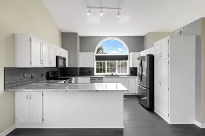725 103rd Avenue NE, Blaine, MN 55434 - Photo 9