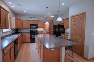 1919 Sierra Dr, Hastings, MN 55033 - Photo 13