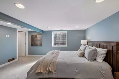 10301 Vincent Avenue S, Bloomington, MN 55431 - Photo 27