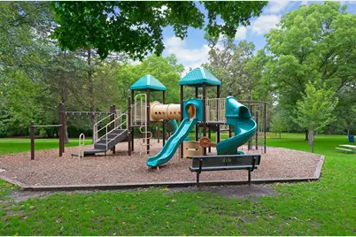 10301 Vincent Avenue S, Bloomington, MN 55431 - Photo 37