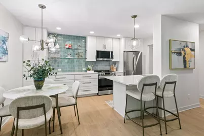215 Barry Avenue S #112, Wayzata, MN 55391 - Photo 7