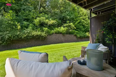 215 Barry Avenue S #112, Wayzata, MN 55391 - Photo 15