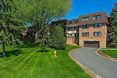215 Barry Avenue S #112, Wayzata, MN 55391 - Photo 23