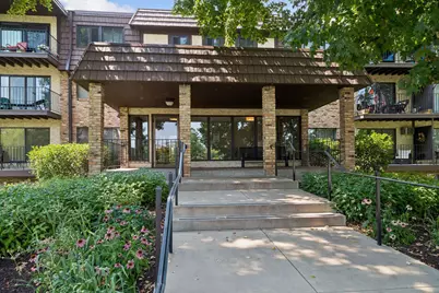 215 Barry Avenue S #112, Wayzata, MN 55391 - Photo 1