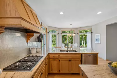 2078 Royale Drive, Eagan, MN 55122 - Photo 19