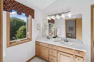 2078 Royale Dr, Eagan, MN 55122 - Photo 49