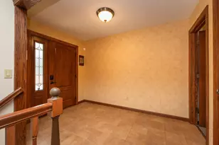 1732 Evergreen Dr, Woodbury, MN 55125 - Photo 5