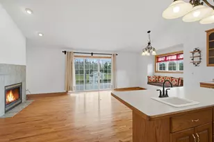 109 Anglewood Dr, Kenyon, MN 55946 - Photo 19