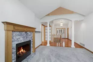 109 Anglewood Dr, Kenyon, MN 55946 - Photo 5
