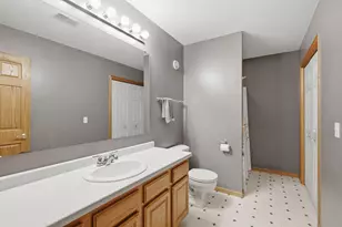 109 Anglewood Dr, Kenyon, MN 55946 - Photo 43
