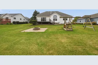 109 Anglewood Drive, Kenyon, MN 55946 - Photo 7