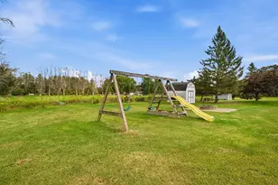 109 Anglewood Dr, Kenyon, MN 55946 - Photo 11