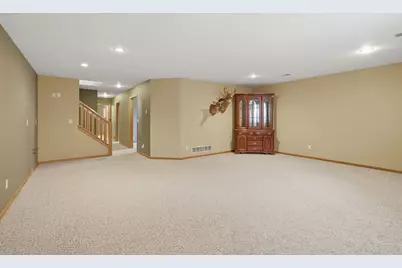 109 Anglewood Drive, Kenyon, MN 55946 - Photo 37
