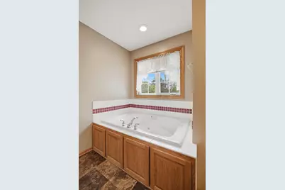 109 Anglewood Drive, Kenyon, MN 55946 - Photo 31