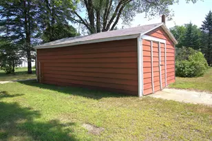 414 Cleveland St SW, Staples, MN 56479 - Photo 15