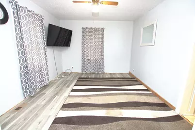 414 Cleveland Street SW, Staples, MN 56479 - Photo 9