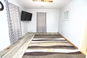 414 Cleveland St SW, Staples, MN 56479 - Photo 9