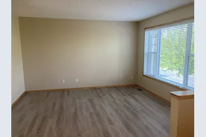13781 54th Avenue N, Plymouth, MN 55446 - Photo 3