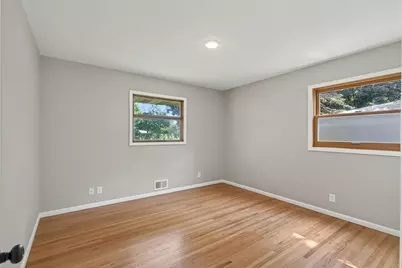509 Indiana Avenue N, Golden Valley, MN 55422 - Photo 19