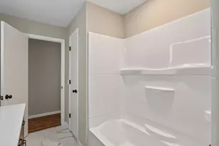 509 Indiana Ave N, Golden Valley, MN 55422 - Photo 25