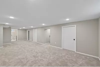 509 Indiana Avenue N, Golden Valley, MN 55422 - Photo 25