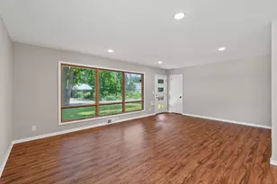 509 Indiana Ave N, Golden Valley, MN 55422 - Photo 9