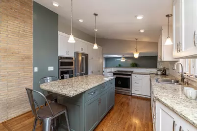 1000 Mound Spring Terrace, Bloomington, MN 55420 - Photo 13