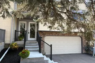 7229 Bren Ln, Eden Prairie, MN 55346 - Photo 1