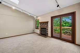 7229 Bren Ln, Eden Prairie, MN 55346 - Photo 9