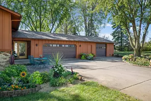 22465 Rush Creek Dr, Rogers, MN 55374 - Photo 3