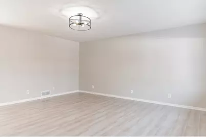 110956 Von Hertzen Circle #56, Chaska, MN 55318 - Photo 9