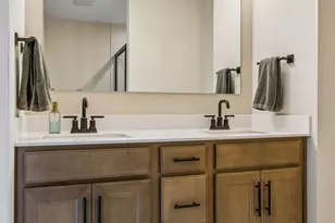 900D Mount Curve Blvd, Saint Paul, MN 55116 - Photo 23