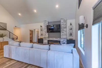 7639 Emerald Pines Drive NW, Bemidji, MN 56601 - Photo 15