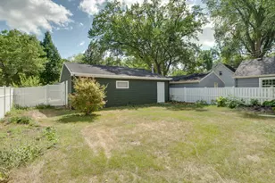 1261 4th St N, Fargo, ND 58102 - Photo 39