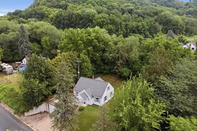 1109 S 2nd Street, Alma, WI 54610 - Photo 3