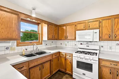 17314 Greentree Path, Lakeville, MN 55044 - Photo 11