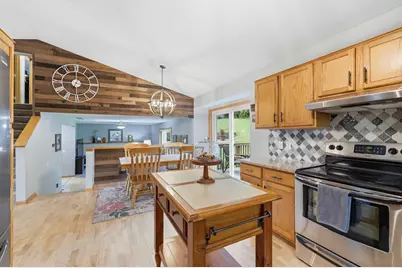9005 Jensen Avenue S, Cottage Grove, MN 55016 - Photo 5