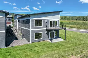 8602 Maynard Pl, Duluth, MN 55808 - Photo 31