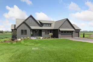140 Kongen Ct, Hudson, WI 54016 - Photo 3
