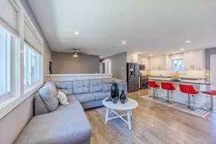 10225 99th Ave N, Maple Grove, MN 55369 - Photo 3