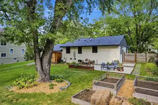 119 Edgewood Ave N, Golden Valley, MN 55427 - Photo 49